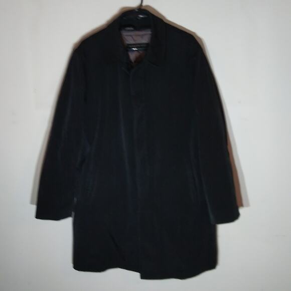 Kenneth Cole New York Men's black button down size medium coat. - Picture 1 of 10